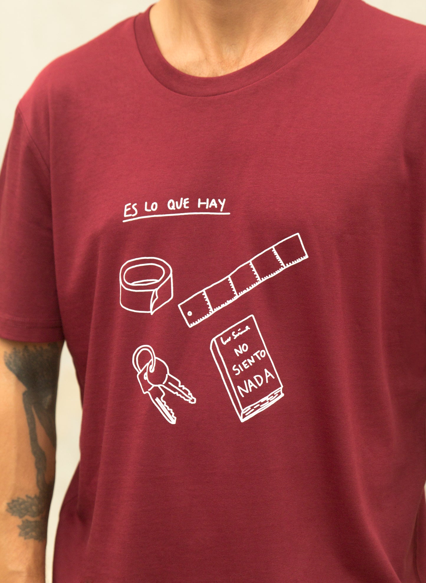 Camiseta "Es lo que hay"