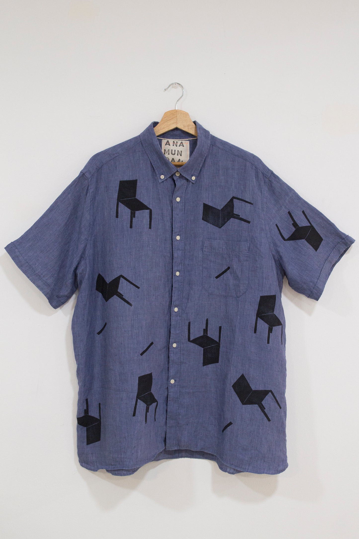 Camisa azul de lino