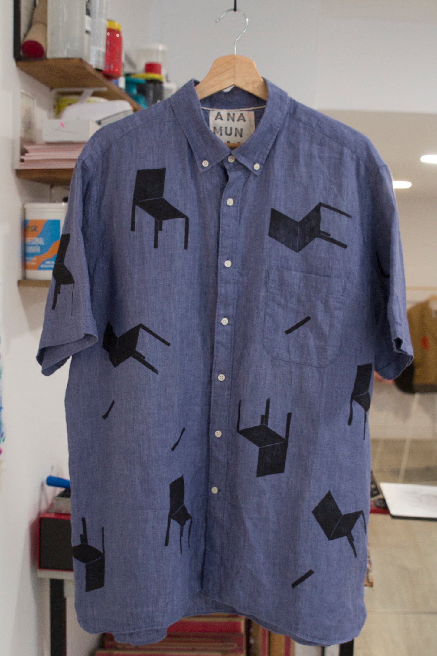 Camisa azul de lino