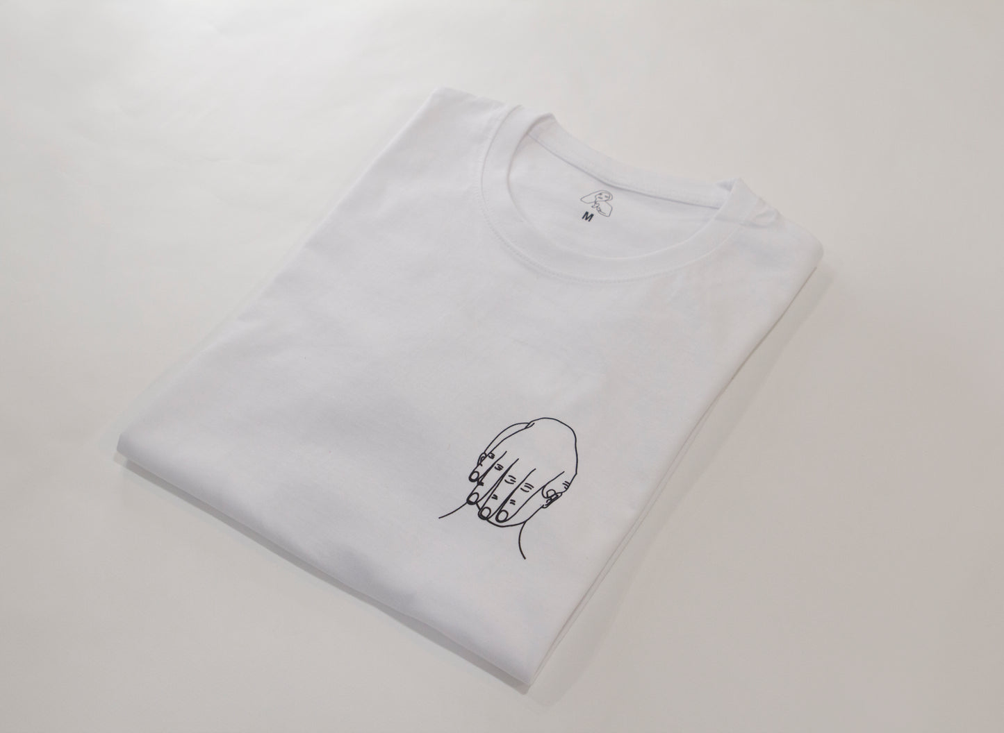 Camiseta "Luke" con Ilustración Minimalista