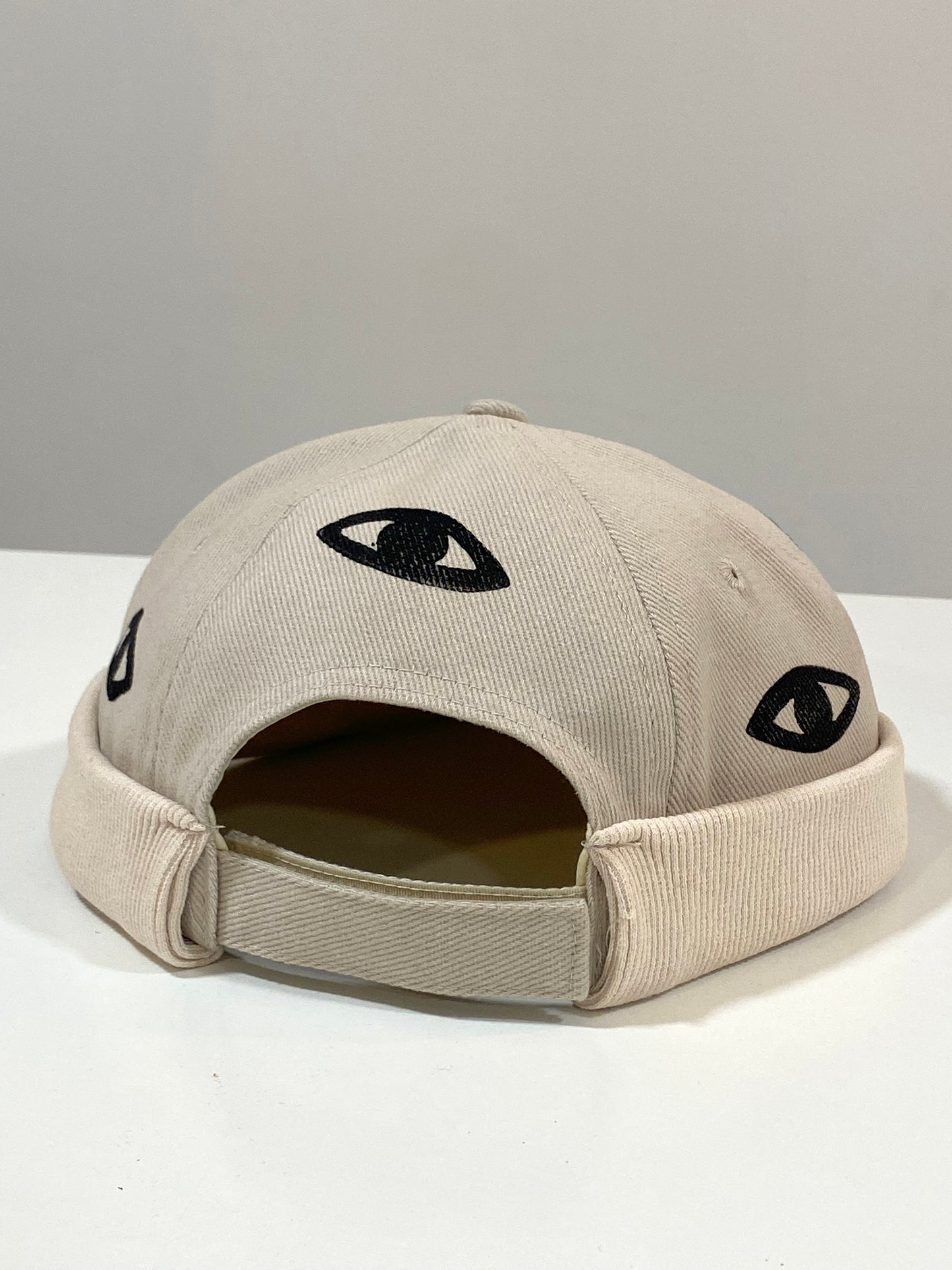 Gorra de pescador "Ojos"