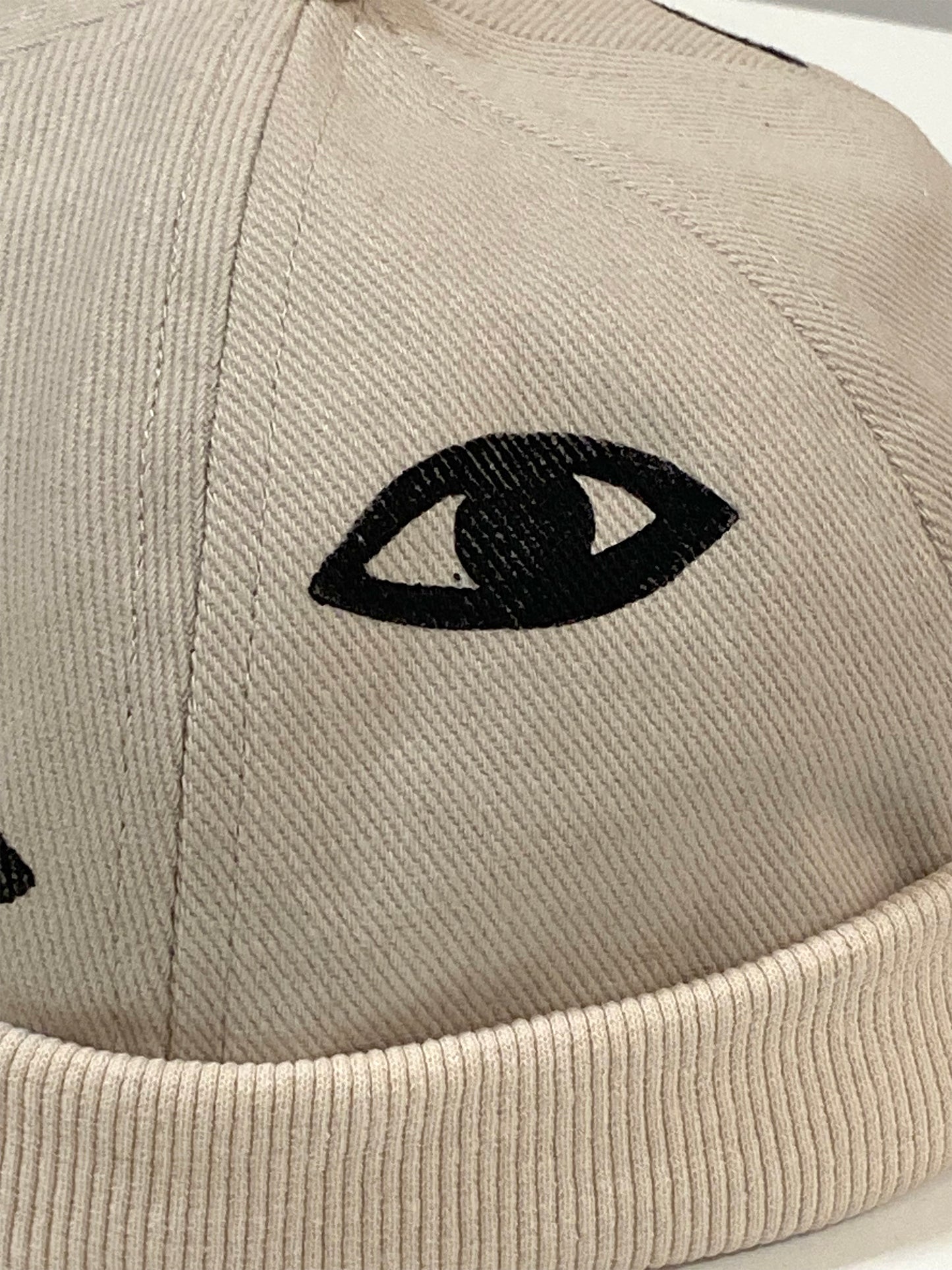 Gorra de pescador "Ojos"