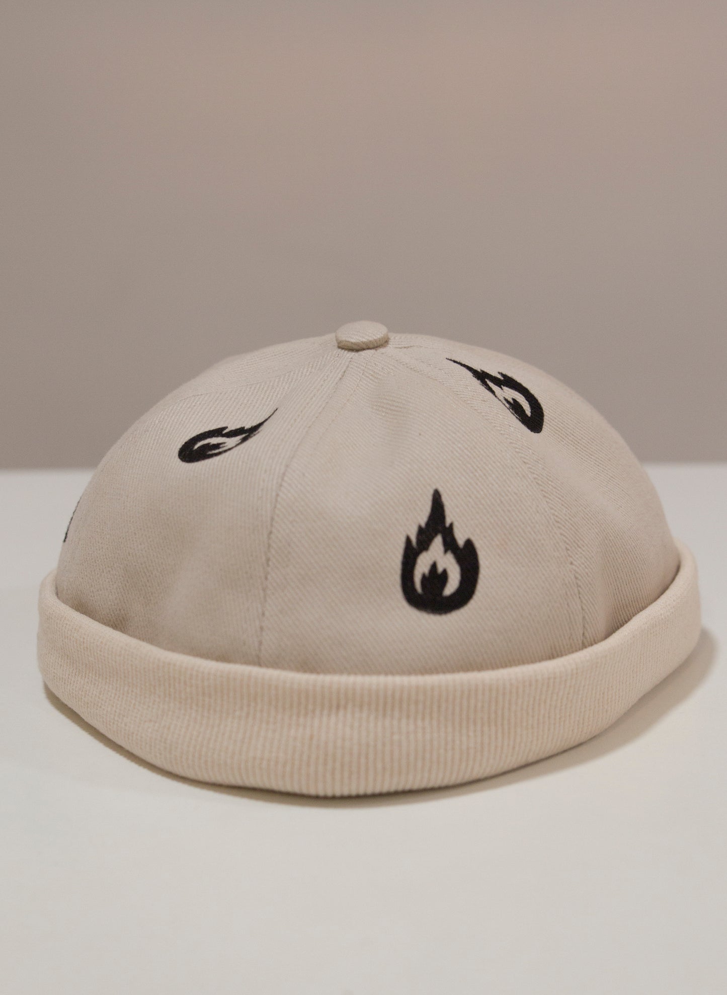 Gorra de pescador fuegos