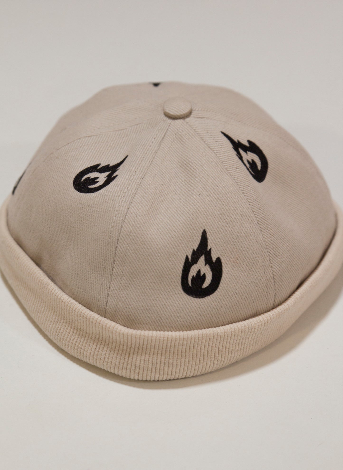 Gorra de pescador fuegos