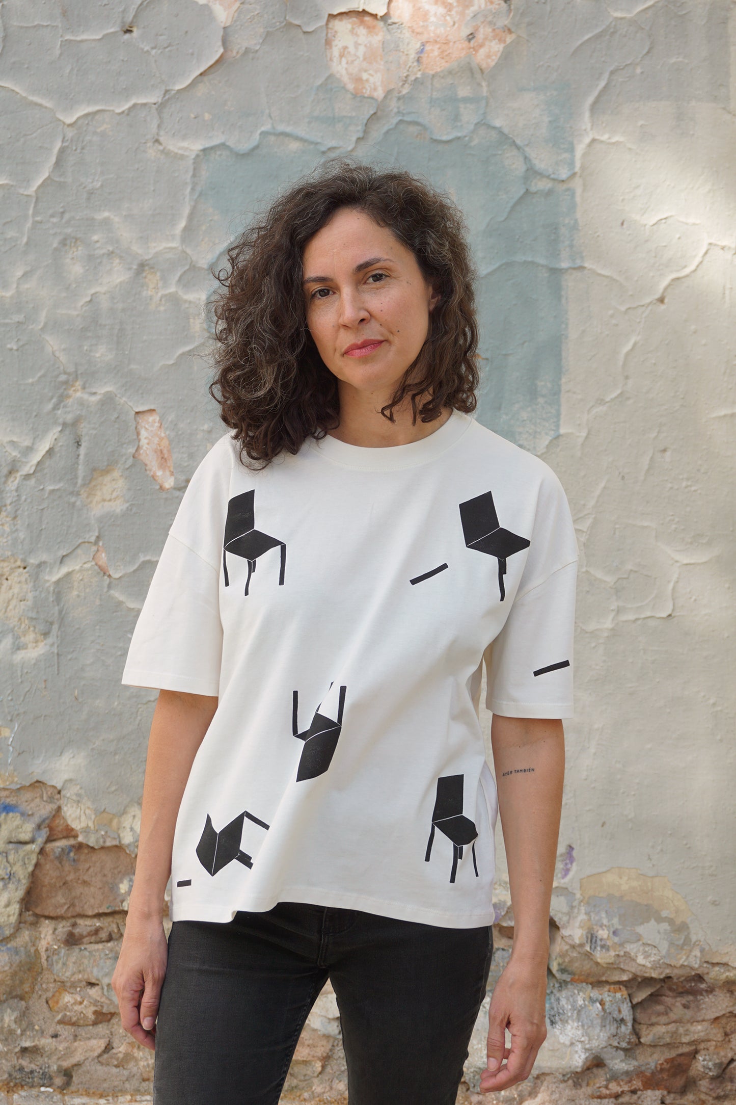 Camiseta sillas