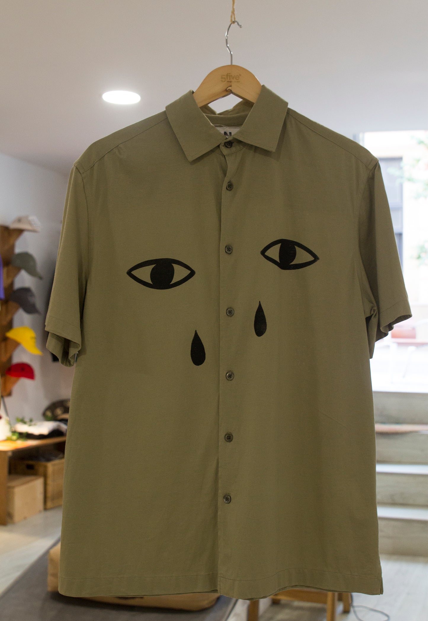 Camisa de algodón ojos