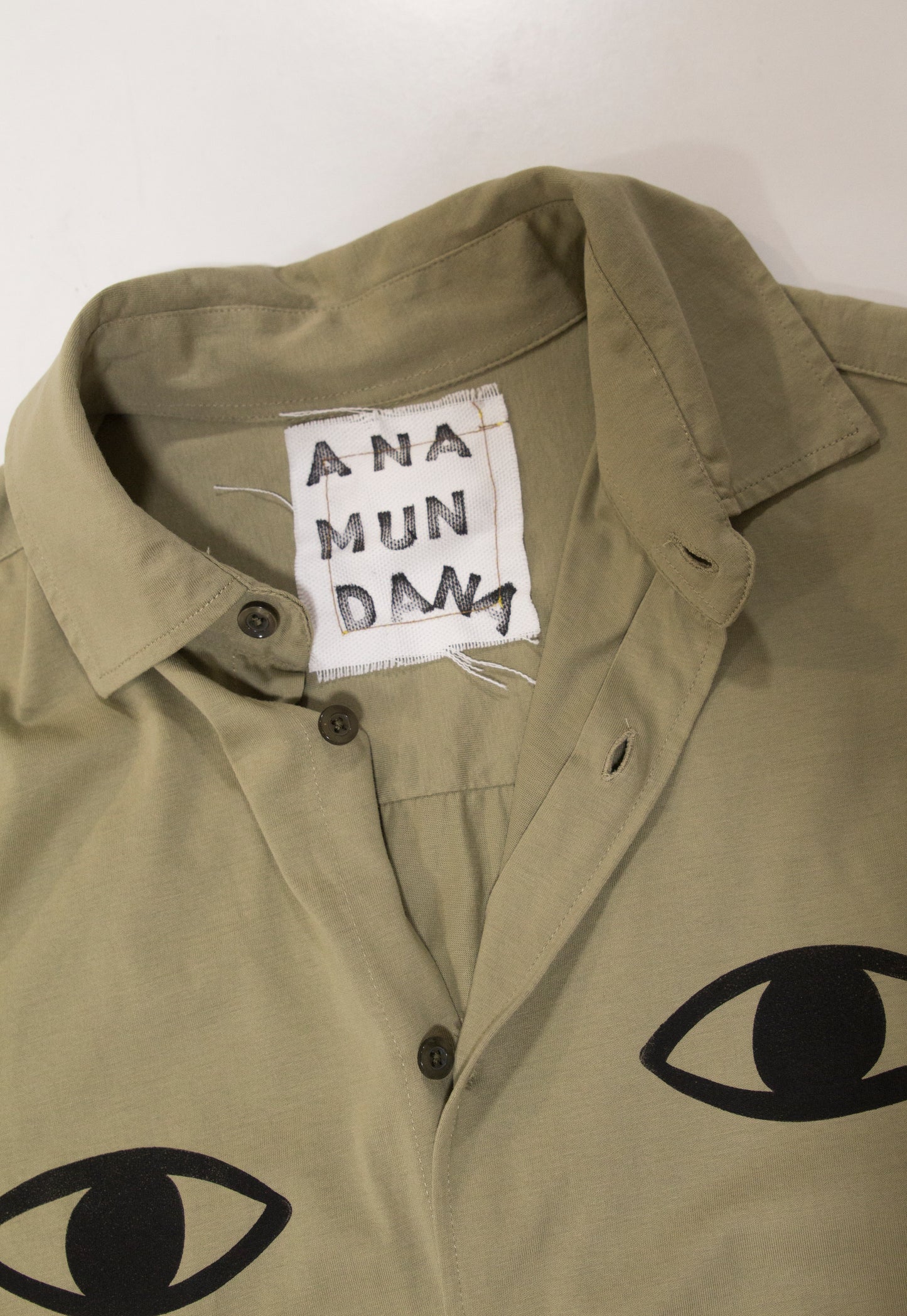 Camisa de algodón ojos
